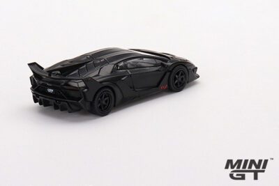 ماکت Mini GT Lamborghini Aventador GT EVO Matte Black: جلوه‌ای از سادگی و دقت