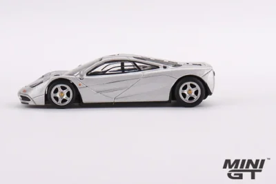 ماکت Mini GT 1/64 McLaren F1 Magnesium Silver: زیبایی و دقت