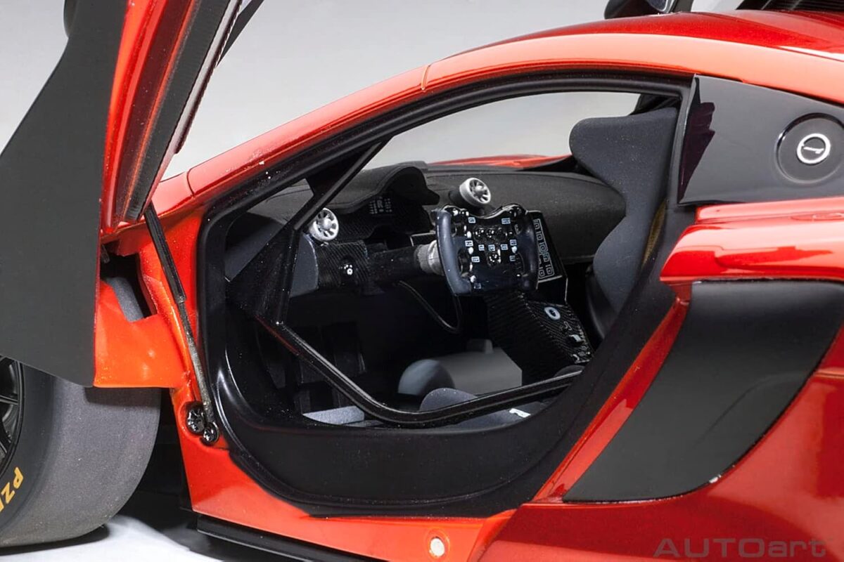 خرید ماکت ماشین اتوآرت مدل مکلارن Mclaren 650S GT3