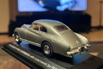 خرید ماکت بنتلی R-Type Continental رودسیگنچر 1:43 - بررسی کامل