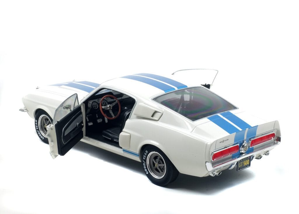 ماکت ماشین SHELBY GT500 1967 - Solido 1:18