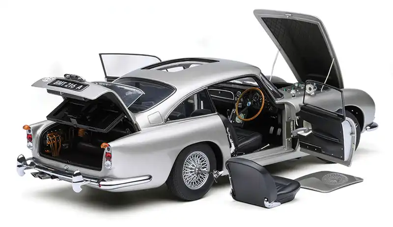 ماکت ماشین Autoart: Aston Martin DB5، جیمز باند در دستان شما!